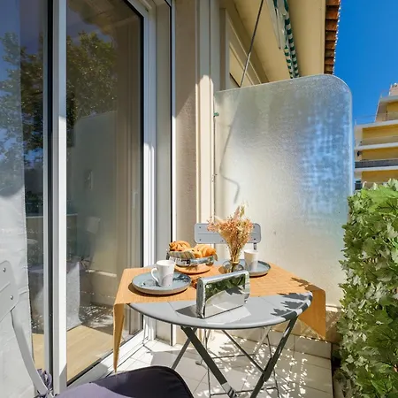 La Grande Bleue, Magnifique T2 Climatisé, Proche De La *