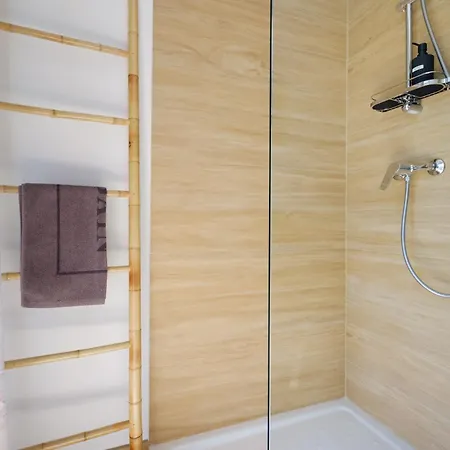 Appartement La Grande Bleue, Magnifique T2 Climatisé, Proche De La *