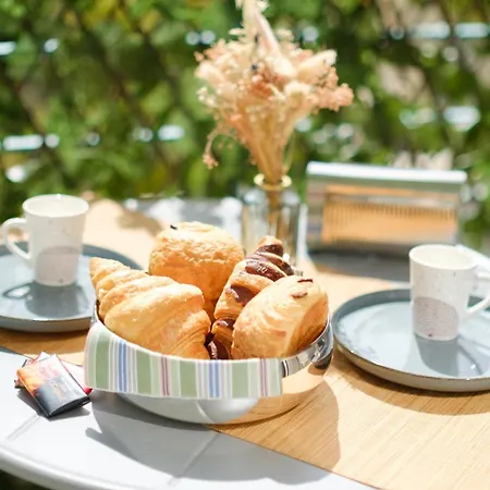 La Grande Bleue, Magnifique T2 Climatise, Proche De La *