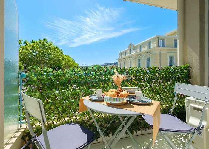 La Grande Bleue, Magnifique T2 Climatise, Proche De La Апартаменти Мантон