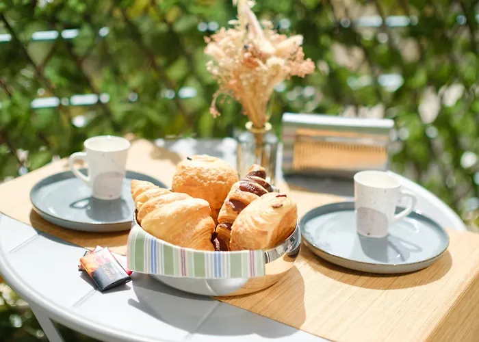 La Grande Bleue, Magnifique T2 Climatisé, Proche De La *