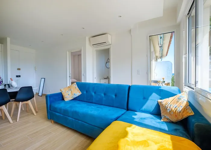 La Grande Bleue, Magnifique T2 Climatisé, Proche De La *