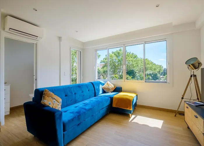 Apartment La Grande Bleue, Magnifique T2 Climatise, Proche De La Menton